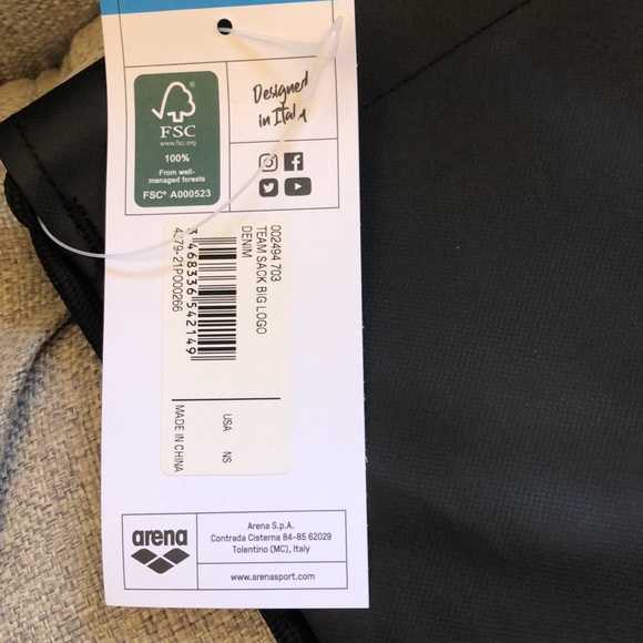 Arena swim bag NWT - Picture 2 of 3